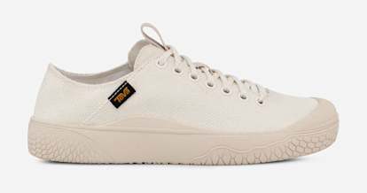 Teva trainers deals